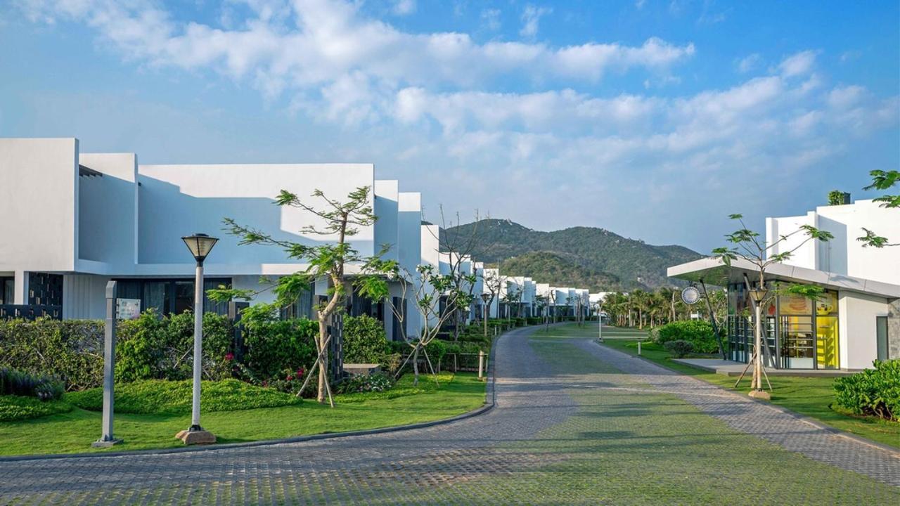 Villas At Oceanami Resort Long Hải Exterior foto